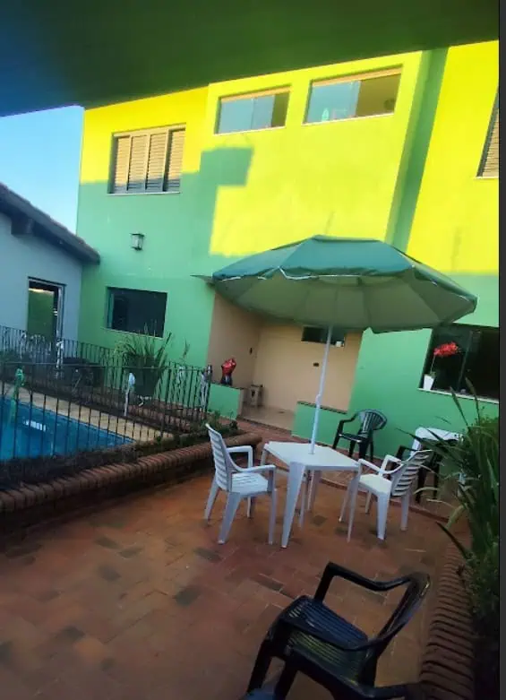 Área de workshops e atividades criativas